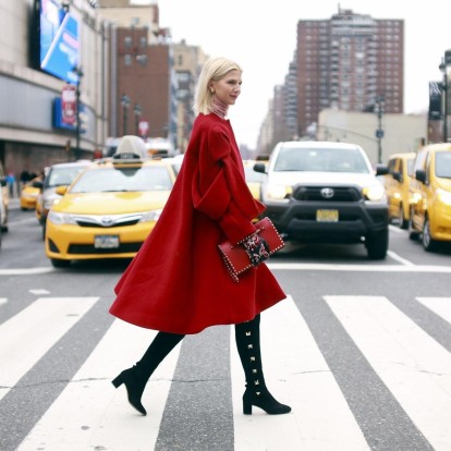 Look of the week: Αυτό είναι το hot χρώμα της σεζόν 