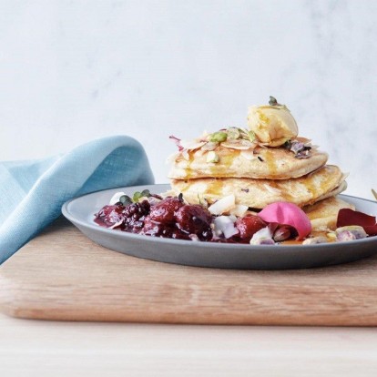 4 εύκολες συνταγές για vegan pancakes από διάσημα food blogs 