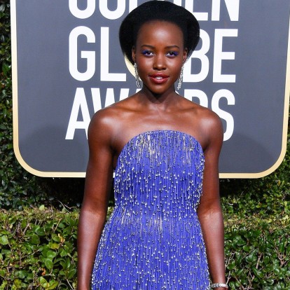 Κάντε δικά σας τα λαμπερά Golden Globes πέδιλα της Lupita Nyong'o 