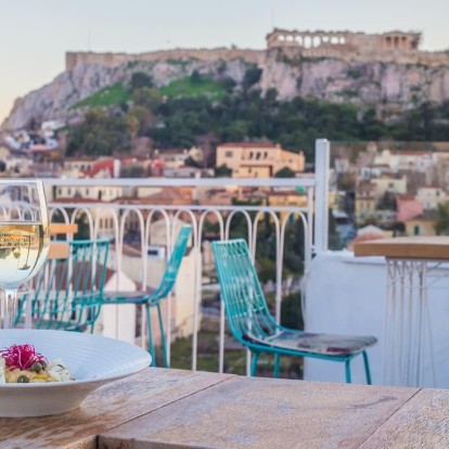 Υπέροχα στέκια στην Αθήνα με μαγευτική θέα στην Ακρόπολη