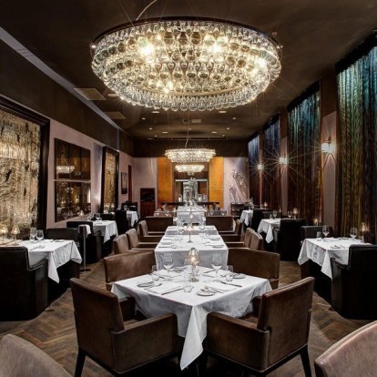 Ένα εμβληματικό ξενοδοχείο στην Πράγα για τους λάτρεις της τέχνης