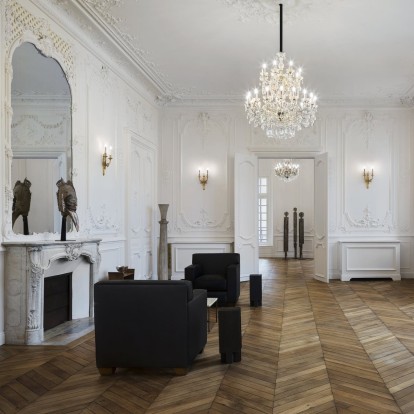 Τα νέα headquarters του οίκου Saint Laurent στο Παρίσι είναι μοναδικά