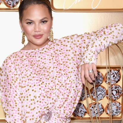 Αυτό είναι το αγαπημένο υγιεινό γεύμα της Chrissy Teigen