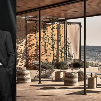 Η αρχιτεκτονική ομάδα Κ-studio υπογράφει το αριστουργηματικό Dexamenes Seaside Hotel