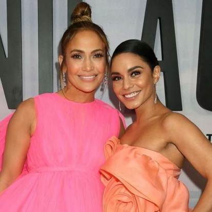 Η Jennifer Lopez και η Vanessa Hudgens σε ένα άκρως απολαυστικό παιχνίδι