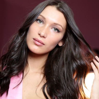 Αποκτήστε δυνατά, υγιή μαλλιά με αυτά τα θαυματουργά hair tips