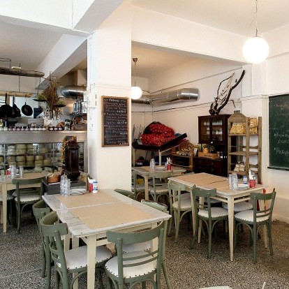 Παραδοσιακά εστιατόρια στη Θεσσαλονίκη που θυμίζουν άλλη εποχή