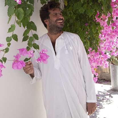 24 ώρες... με τον Γιώργο Τ. Καράμπελλα