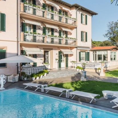 Το παραθαλάσσιο σπίτι του Andrea Bocelli στην Τοσκάνη είναι ένα ιταλικό όνειρο