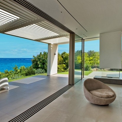 Μια μοναδικής αισθητικής εξοχική κατοικία στο Αμμούδι της Ζακύνθου