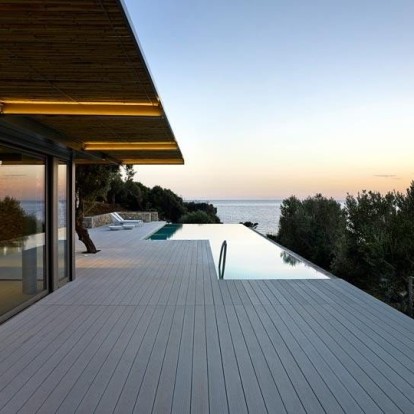 Δύο κατοικίες στη Λέσβο παραδίδουν μαθήματα αισθητικής