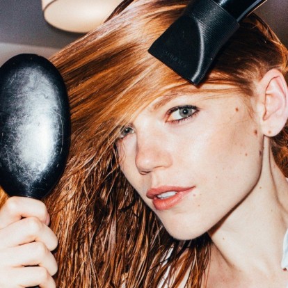 Πιστεύετε ότι στεγνώνετε σωστά τα μαλλιά σας;