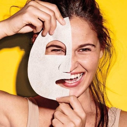 Το ξέρατε ότι μπορείτε να φτιάξετε τις δικές σας sheet masks στο σπίτι;