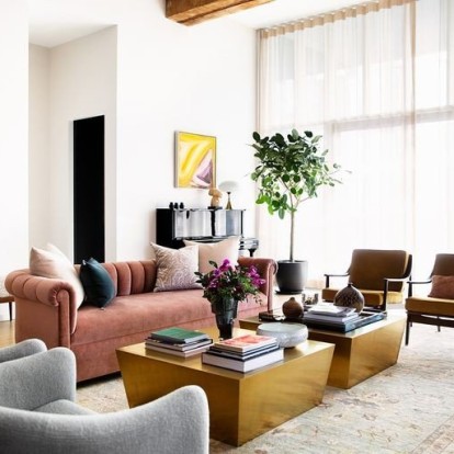 Ένα ευήλιο loft στο Brooklyn που το λούζει το φυσικό φως