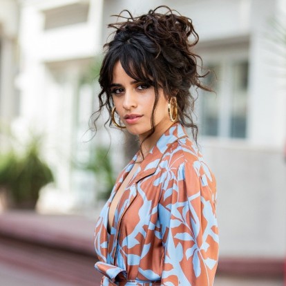 Απολαύστε την Camila Cabello να τραγουδάει Céline Dion και Mariah Carey