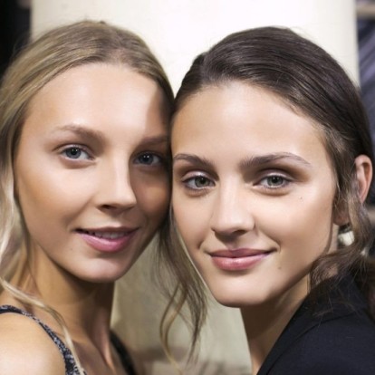 Πώς να απλώσετε το foundation σαν επαγγελματίας makeup artist