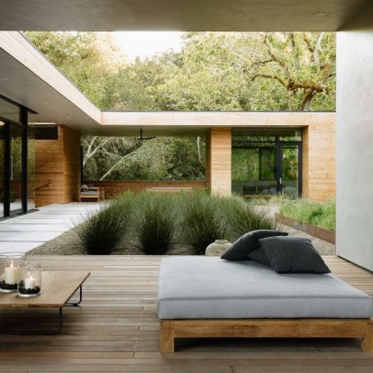 Το Carmel Valley Residence συνδυάζει τον μοντέρνο μινιμαλισμό με τη zen ατμόσφαιρα