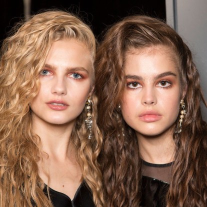 Hangover: 5 τρόποι για να μη φαίνεται στην επιδερμίδα σας