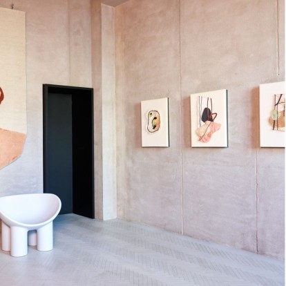 Μια συλλογή με χειροποίητα χαλιά, αληθινά έργα τέχνης υπογράφει η designer Faye Toogood 