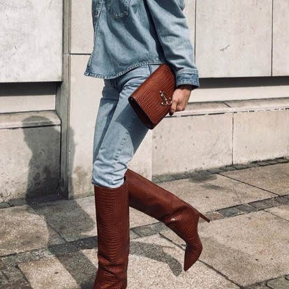 5 items που πρέπει να έχετε εάν φοράτε συχνά skinny jeans 