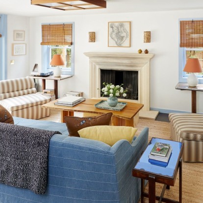 Aνακαλύψτε τη γοητευτική κι ευήλια κατοικία ενός ζευγαριού στα Hamptons