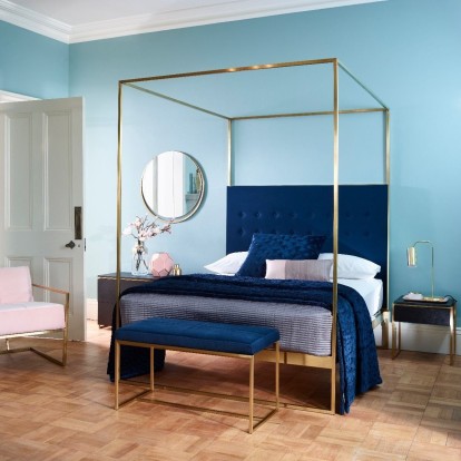 Πώς να εντάξετε το χρώμα της χρονιάς στο υπνοδωμάτιό σας 