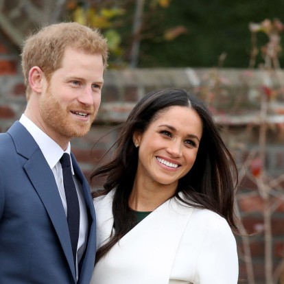 Meghan Markle & πρίγκιπας Harry: Όλο το παρασκήνιο της παραίτησης από τα βασιλικά τους καθήκοντα 