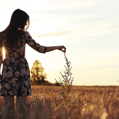 Μήπως τελικά η κλιματική αλλαγή επηρεάζει την ψυχολογία μας χωρίς να το γνωρίζουμε; 
