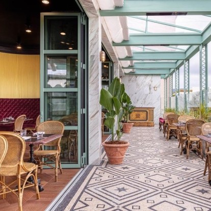 Περιηγηθείτε στο νέο extravagant εστιατόριο του οίκου Gucci στο Los Angeles 