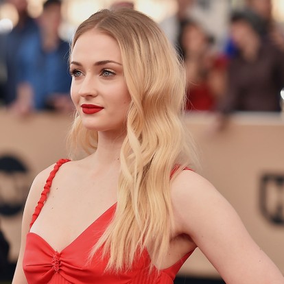 5 βραδινά makeup looks που θα σας εμπνεύσουν για τη σημερινή σας έξοδο