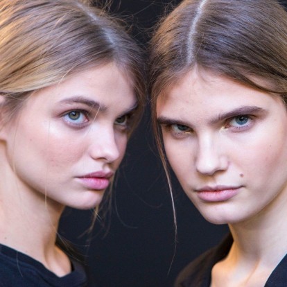 Τα hairstyles που θα σας κάνουν να υποδεχθείτε τη νέα εβδομάδα πιο στιλάτες από ποτέ