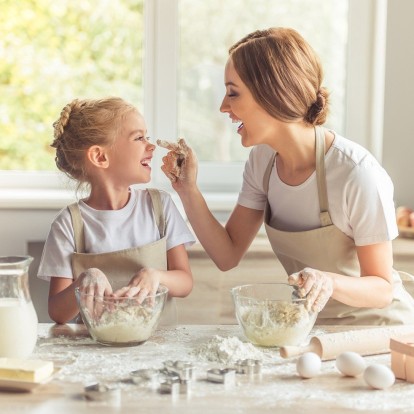 4+1 δημιουργικές ασχολίες για να περάσετε όμορφα με την οικογένειά σας στο σπίτι