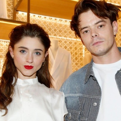 Stranger Things: Απολαύστε τις καλύτερες couple moments των Natalia Dyer & Charlie Heaton που πρωταγωνιστούν στην ξένη σειρά 