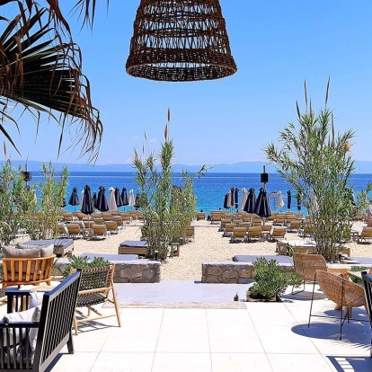Paradise Calling: Τα beach bars στο 2ο πόδι Χαλκιδικής που θα σας ταξιδέψουν σε ένα ειδυλλιακό σκηνικό