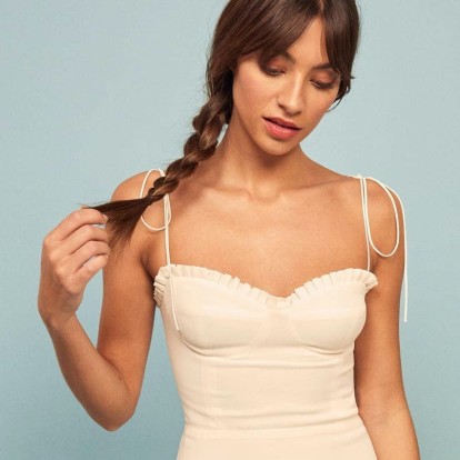 5 chic hairstyles που επιλέγουν οι Γαλλίδες το καλοκαίρι και πρέπει να τολμήσετε