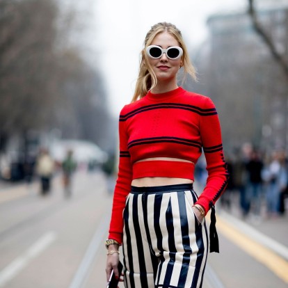 Το crop top επιτρέπεται και τον χειμώνα 