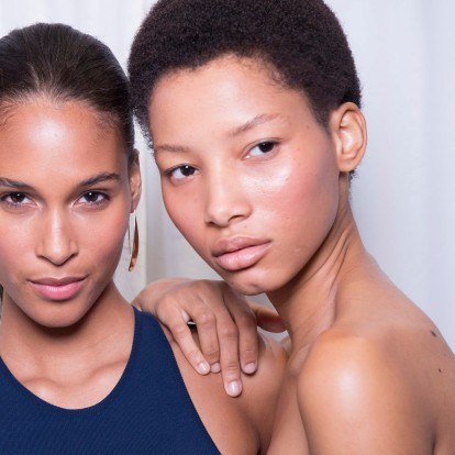 Dermaplaning: Το νέο beauty trend για νεανικό δέρμα