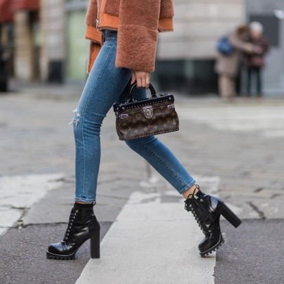 Τα σωστά παπούτσια για τα skinny jeans