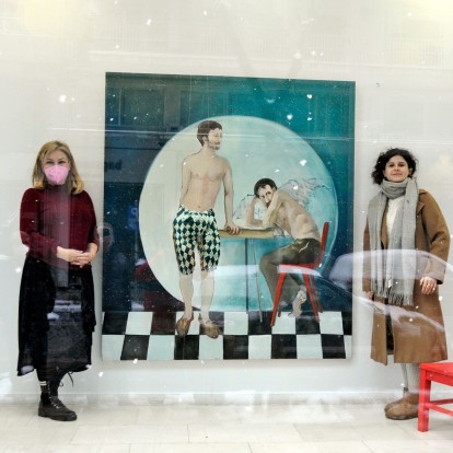 «Where you hide»: Η νέα έκθεση της Αγγέλικας Πράπα στις Βιτρίνες Τέχνης ΟΤΕ που αξίζει να γνωρίσετε