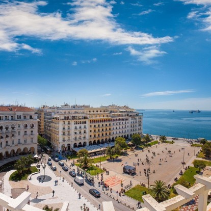 Η Θεσσαλονίκη συστήνεται και πάλι στον κόσμο με την ανάπλαση της πλατείας Αριστοτέλους