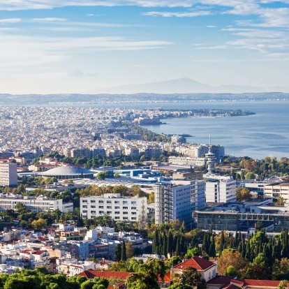 Spring is here: Τα top εναλλακτικά spots της Θεσσαλονίκης για να απολαύσετε τη βόλτα σας 