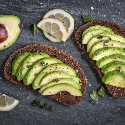 Super fruits: Ποια είναι και πώς θα τα συμπεριλάβουμε στη διατροφή μας;