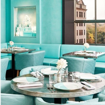 Δοκιμάστε το δικό σας Breakfast in Tiffany’s στο ολοκαίνουριο Blue Box Café