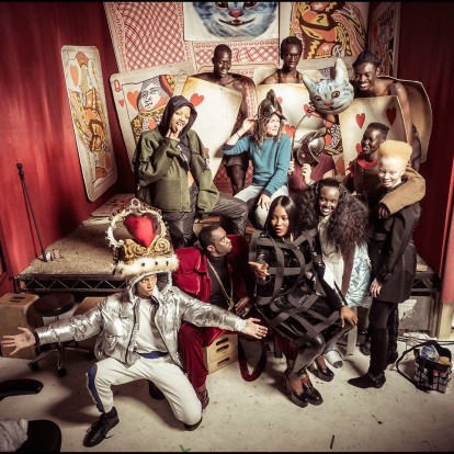 Κυκλοφόρησαν οι πρώτες φωτογραφίες του Pirelli Calendar 2018  