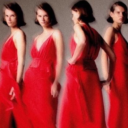 H Victoria Beckham σχεδίασε την απόλυτη party collection 