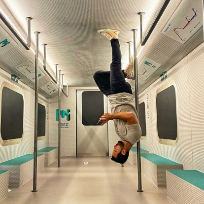 Το Μουσείο Ψευδαισθήσεων άνοιξε τις πύλες του στη Θεσσαλονίκη και προσφέρει μια πρωτόγνωρη εμπειρία ψυχαγωγίας