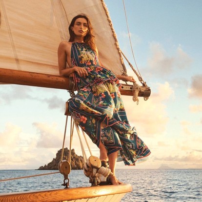 Golden Hour: Τα style items που αντλούν έμπνευση από την ώρα του ηλιοβασιλέματος 