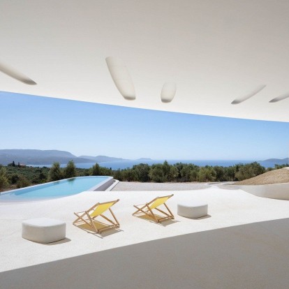 Μια φουτουριστική κατοικία στη Μεθώνη λειτουργεί παράλληλα και σαν art space 