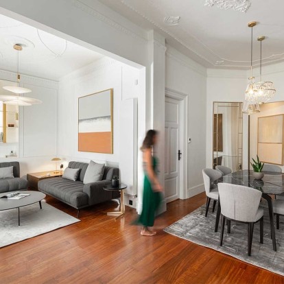 Δείτε την μεταμόρφωση ενός διατηρητέου κτιρίου σε μια σύγχρονη κατοικία  