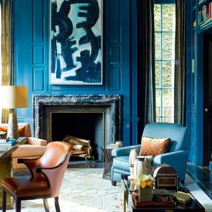 5+1 τρόποι για να νιώσετε τη γοητεία του μπλε στον χώρο σας